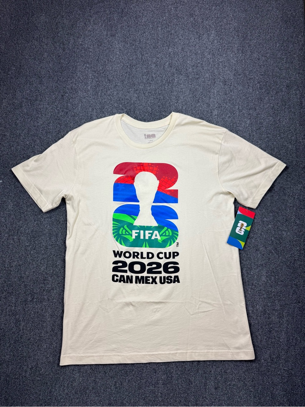 FIFA World Cup 2026 Official Licensed Beige Soccer Fan T-Shirt Large NWT
